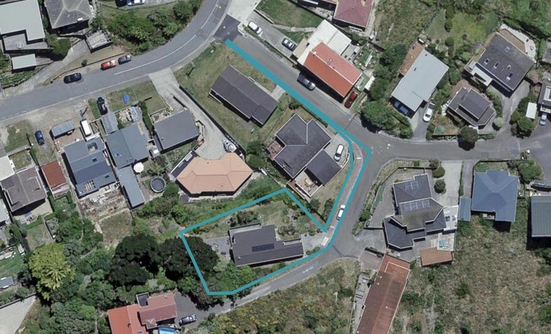 6 Dennis Way, Island Bay, Wellington - Carousel 1