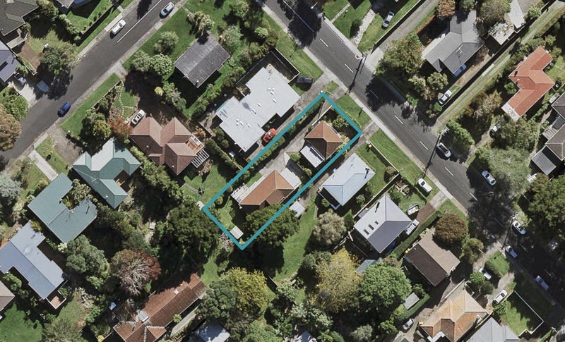 1/72 Hillcrest Avenue, Hillcrest, Auckland - Carousel 1