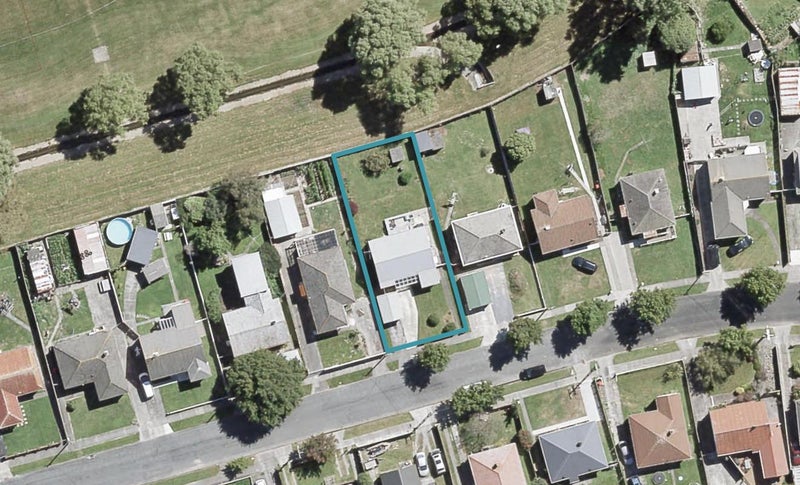 53 Shearer Crescent, Naenae, Lower Hutt - Carousel 1