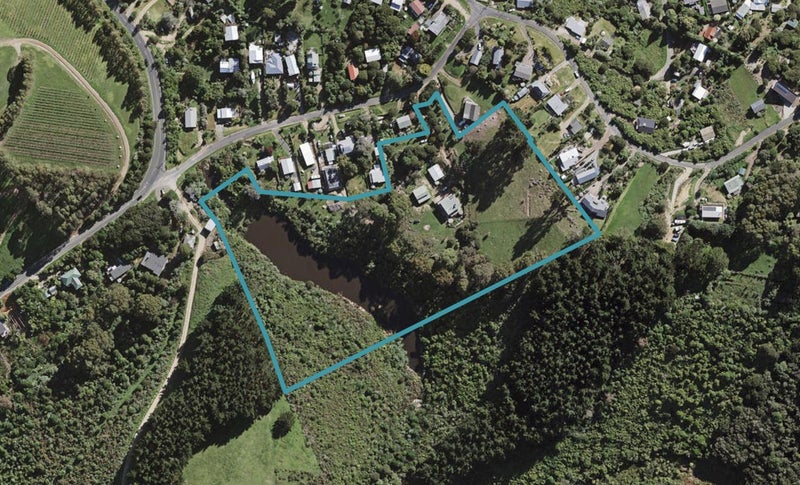 73 Onetangi Road, Onetangi, Waiheke Island - Carousel 1