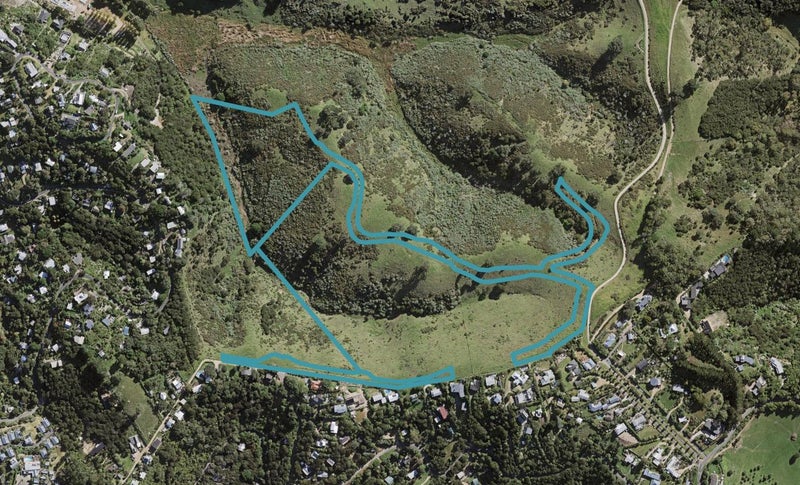 8 Tamihana Road, Ostend, Waiheke Island - Carousel 1