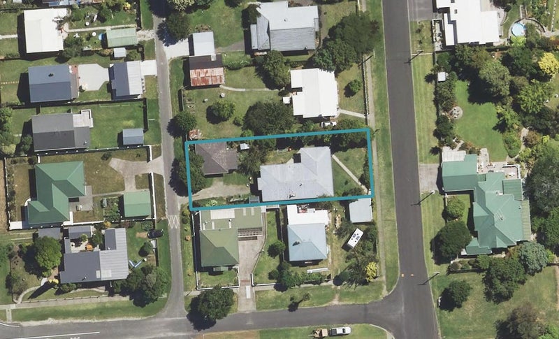 54 Clifford Street, Whataupoko, Gisborne - Carousel 1
