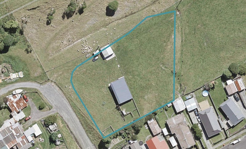 4 Colorado Road, Craigs Flat, Upper Hutt - Carousel 1