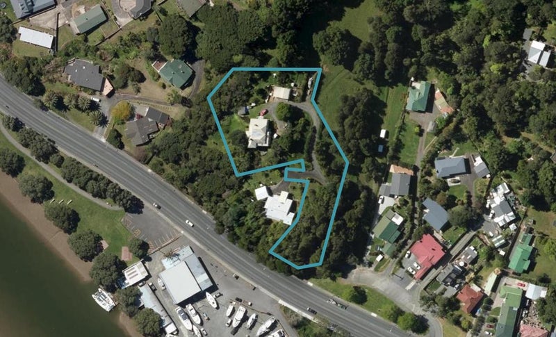 49 Riverside Drive, Riverside, Whangarei - Carousel 1