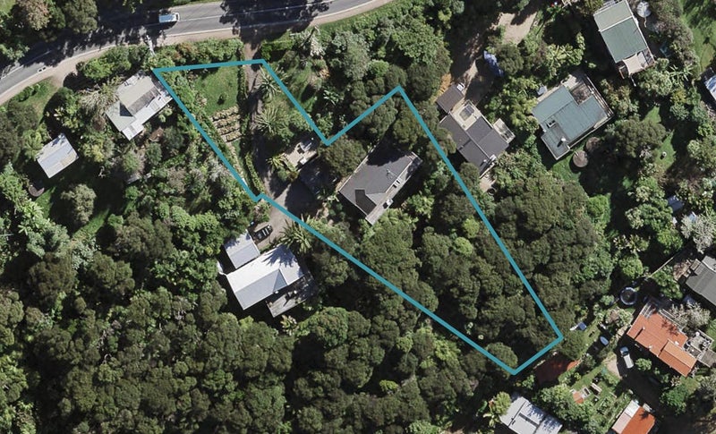 102 Hill Road, Palm Beach, Waiheke Island - Carousel 1