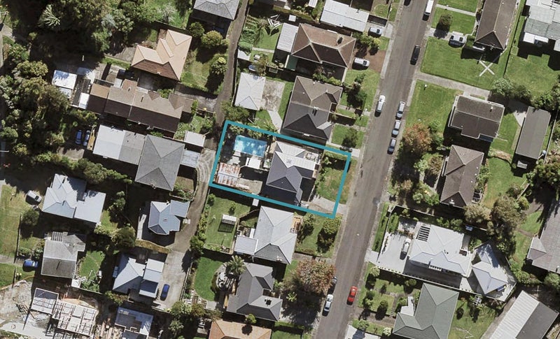 7 Dudding Avenue, Northcote, Auckland - Carousel 1