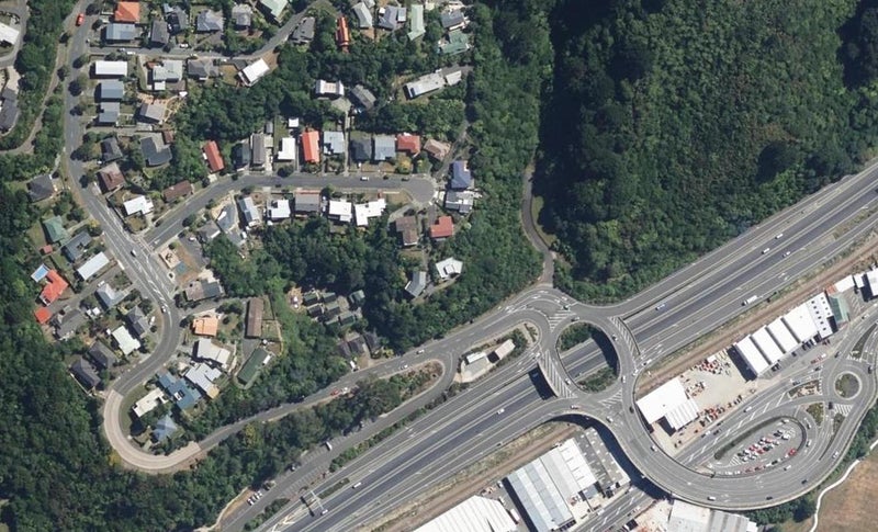 20 Magnolia Grove, Maungaraki, Lower Hutt - Carousel 1