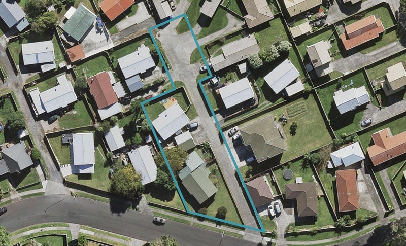 1/14 Trevor Hosken Drive, Wiri, Auckland - Carousel 1