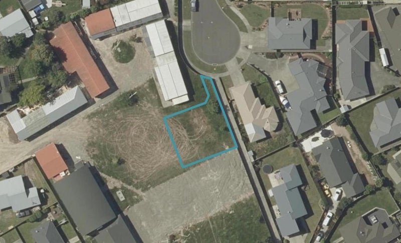 54 Peppertree Glade, Kelvin Grove, Palmerston North - Carousel 1