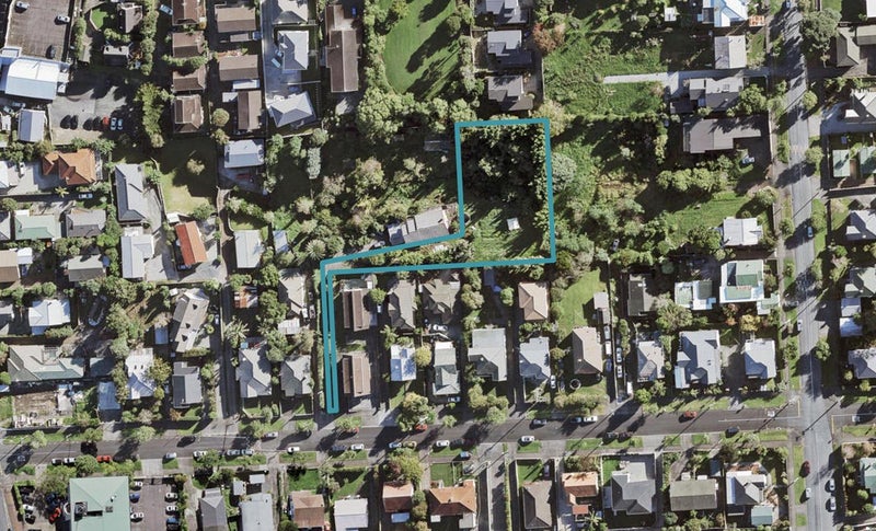 8C Walsall Street, Avondale, Auckland - Carousel 1