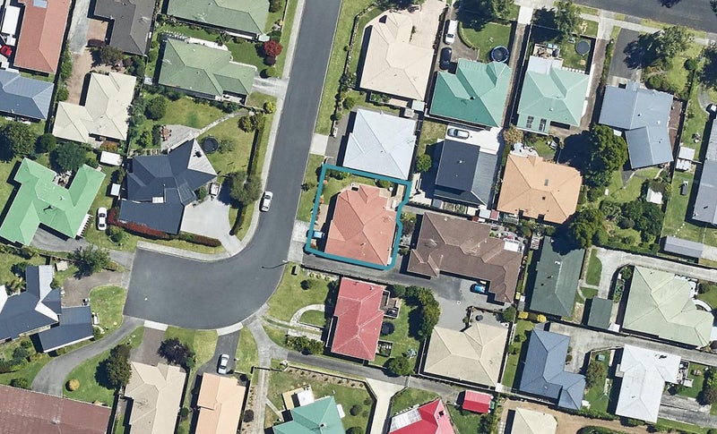 5 Lilac Place, Otumoetai, Tauranga - Carousel 1
