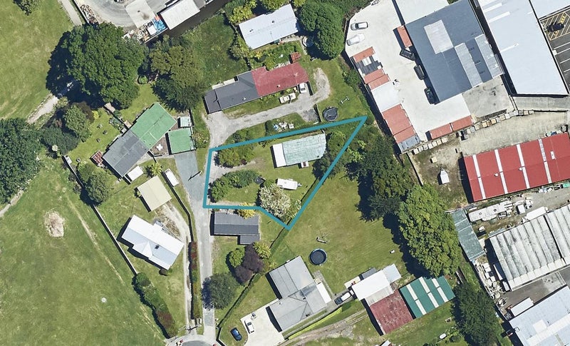 2/25 Tui Road, Western Heights, Rotorua - Carousel 1
