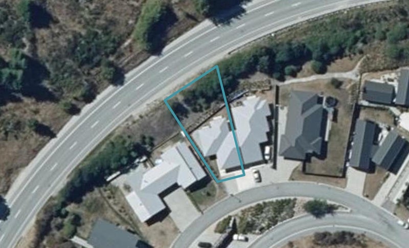 22B Harrys Close, Arthurs Point, Queenstown - Carousel 1