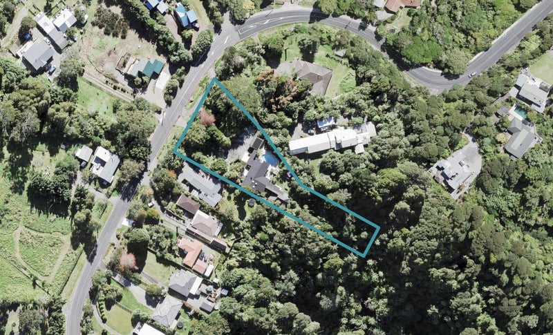 768 West Coast Road, Oratia, Auckland - Carousel 1