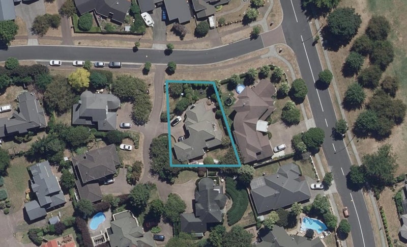 3 Nielsen Gardens, Rototuna, Hamilton - Carousel 1