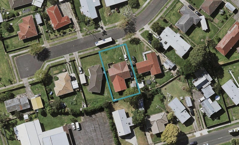 20 Carey Place, Otara, Auckland - Carousel 1