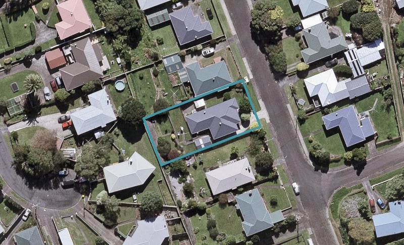 86 Bayly Road, Blagdon, New Plymouth - Carousel 1