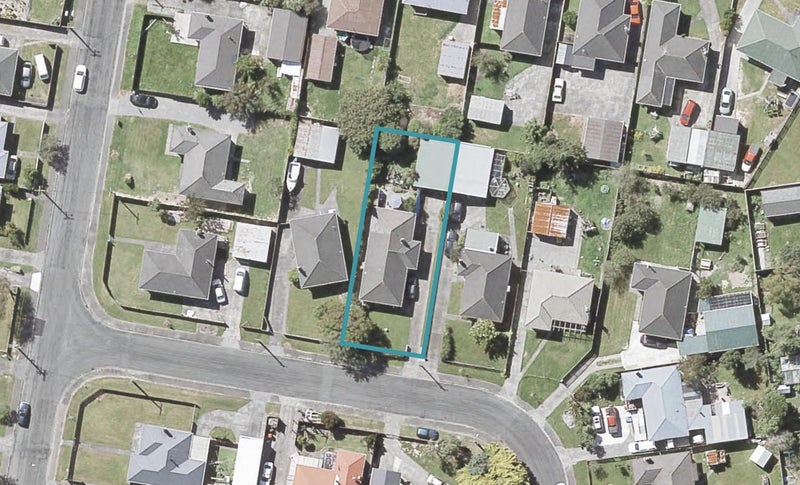 26 Roberts Street, Wainuiomata, Lower Hutt - Carousel 1