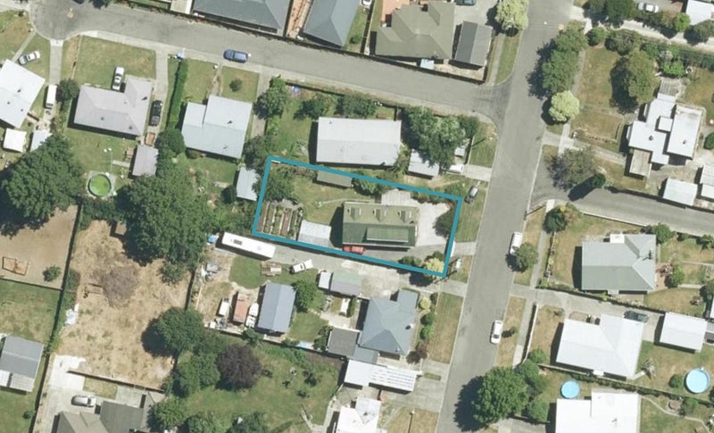 14 Holdaway Street, Riversdale, Blenheim - Carousel 1