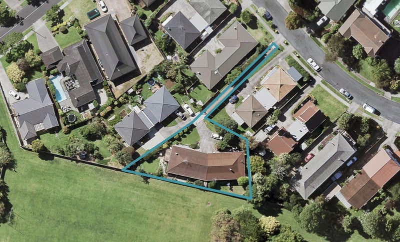 1/9 Rapallo Place, Farm Cove, Auckland - Carousel 1