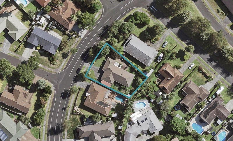 90 Walter Strevens Drive, Conifer Grove, Takanini - Carousel 1
