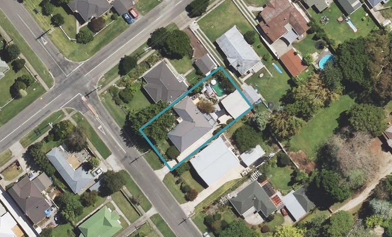 147 Russell Street, Whataupoko, Gisborne - Carousel 1