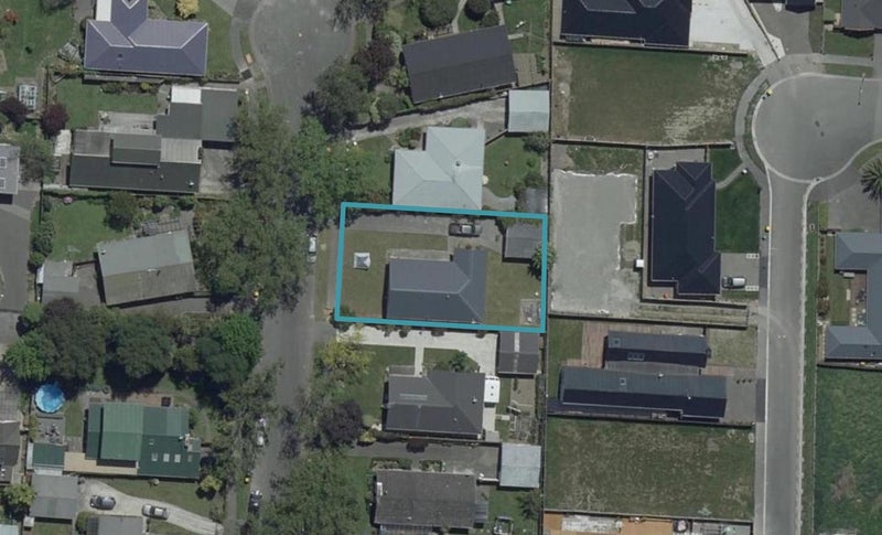 18 Ramore Place, Redwood, Christchurch - Carousel 1