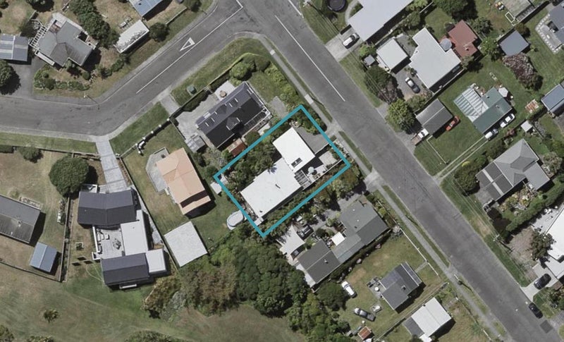 22 Waimea Road, Waikanae Beach, Waikanae - Carousel 1