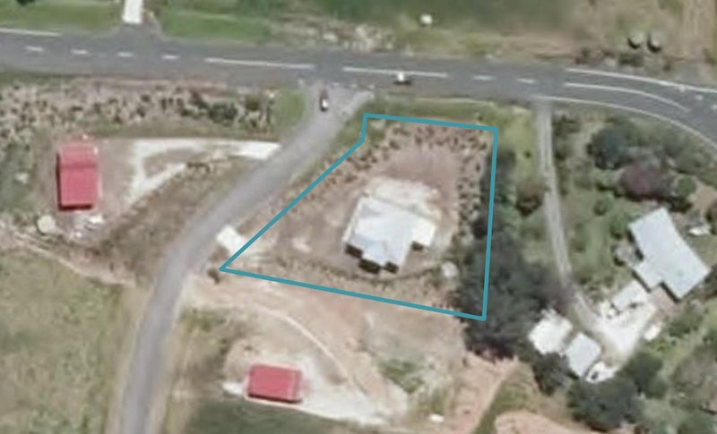 1 Emay Road, PAHI, PAPAROA - Carousel 1