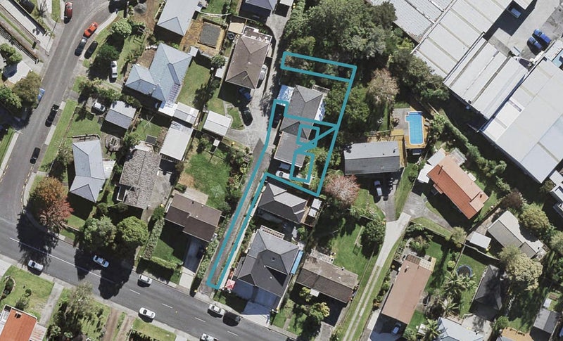 84D Weldene Avenue, Glenfield, Auckland - Carousel 1