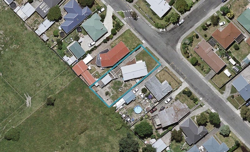 535 Lowe Street, Camberley, Hastings - Carousel 1