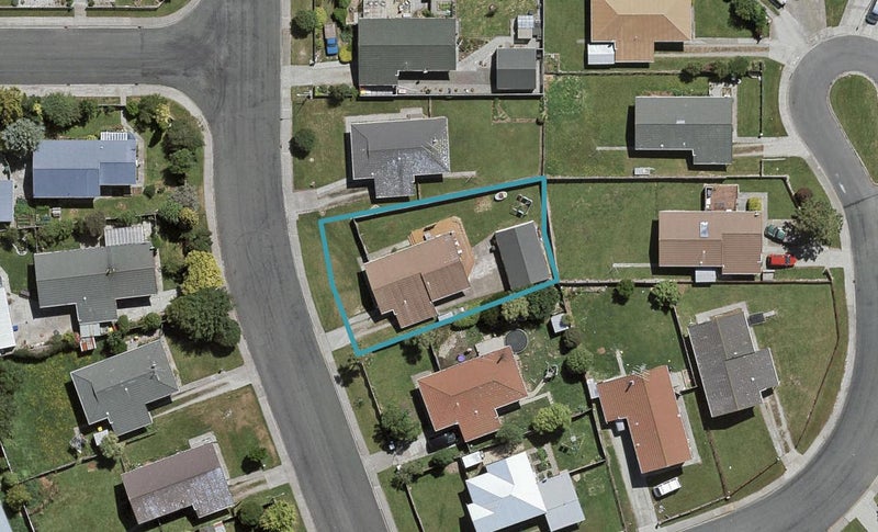14 Newbie Street, Heidelberg, Invercargill - Carousel 1