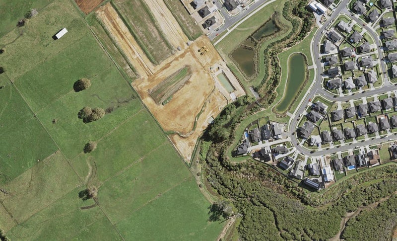 9 Fjord Way, Karaka, Papakura - Carousel 1