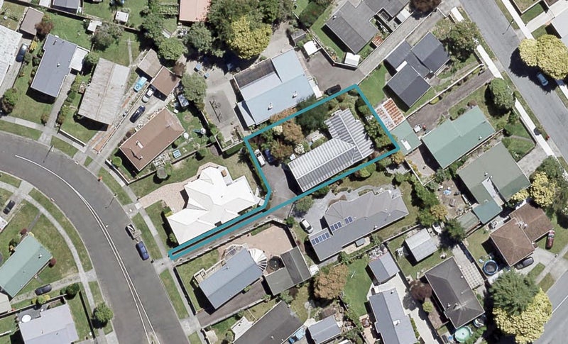 18 Turon Crescent, Totara Park, Upper Hutt - Carousel 1
