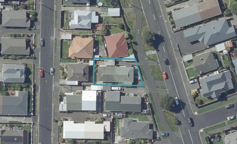 14B Royal Crescent, Saint Kilda, Dunedin - Carousel 1