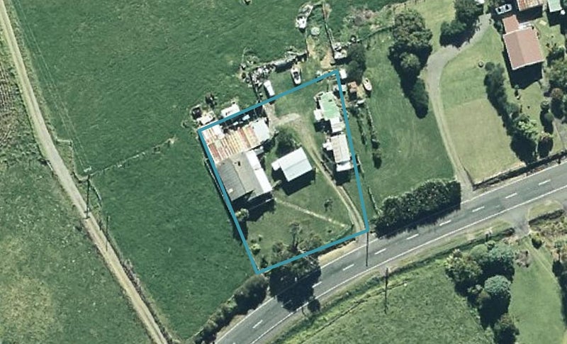 6687 State Highway 35, Te Kaha, Opotiki - Carousel 1