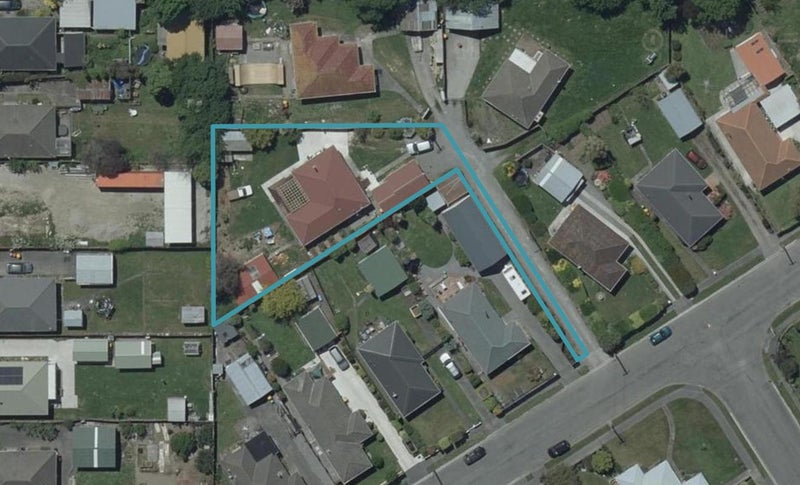 17 Wildwood Avenue, Wainoni, Christchurch - Carousel 1