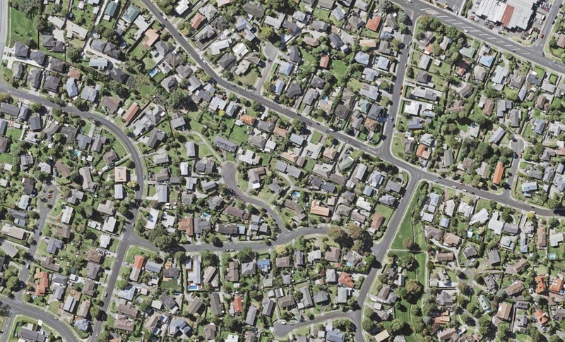 2/5 Sirius Place, Botany Downs, Auckland - Carousel 1