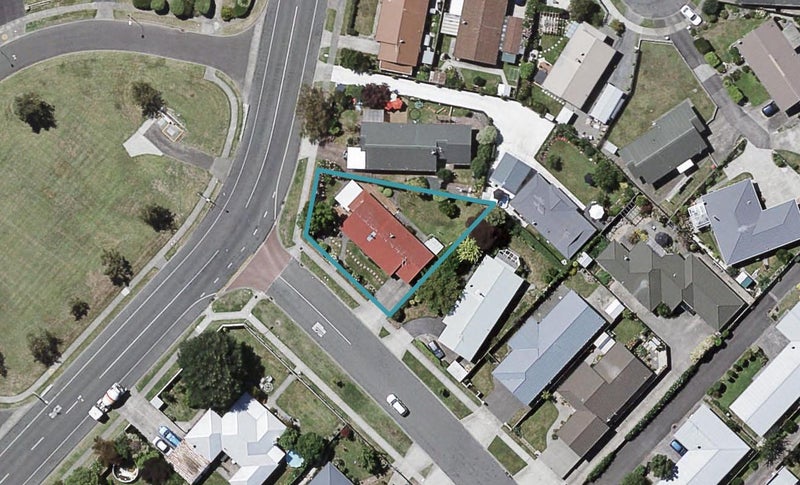 72 Park Road, Greenmeadows, Napier - Carousel 1