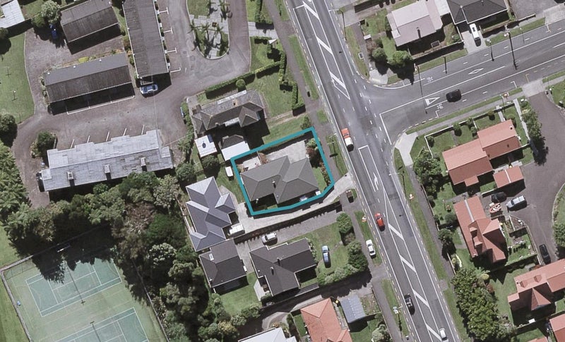 230 Coronation Avenue, Welbourn, New Plymouth - Carousel 1