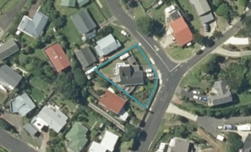 207 Grafton Road, Thames, Thames - Carousel 1