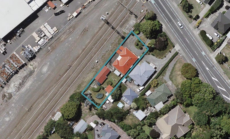 101 Frederick Street East, Mayfair, Hastings - Carousel 1