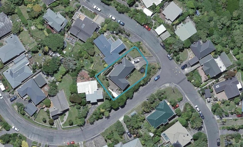 2 Huntleigh Park Way, Ngaio, Wellington - Carousel 1