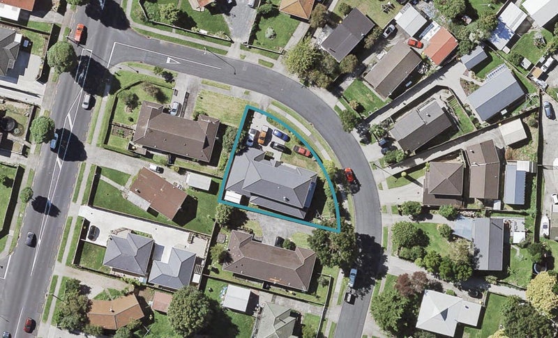3 Cranberry Place, Bucklands Beach, Auckland - Carousel 1