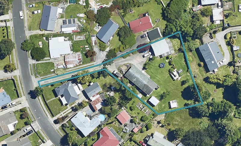 27 Joanne Crescent, Pukehangi, Rotorua - Carousel 1
