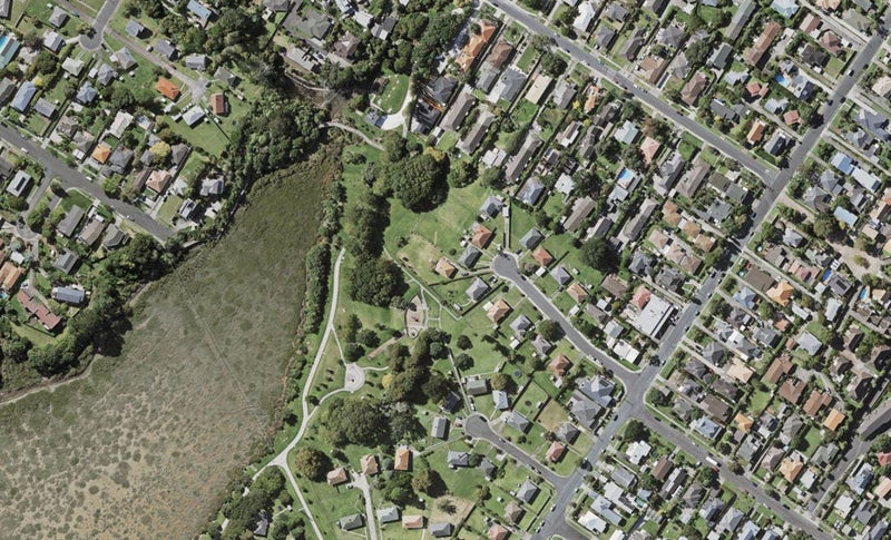 4 Whetiko Way, Belmont, Auckland - Carousel 1