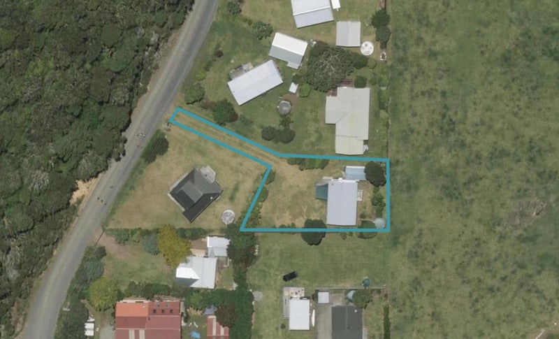 11 Clements Road, Matapouri, Whangārei - Carousel 1