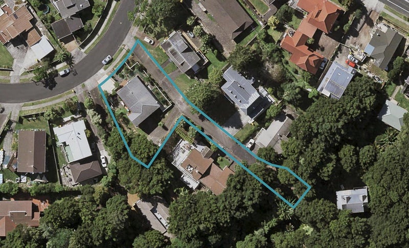 12 Kingsclere Place, Goodwood Heights, Auckland - Carousel 1
