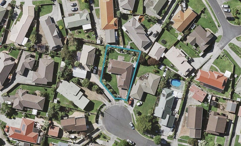 23 Heathridge Place, Burswood, Auckland - Carousel 1