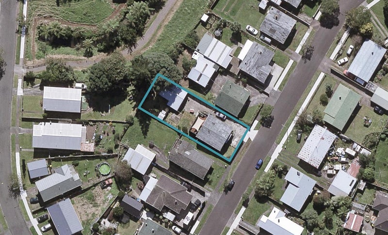22 Grenville Street, Marfell, New Plymouth - Carousel 1
